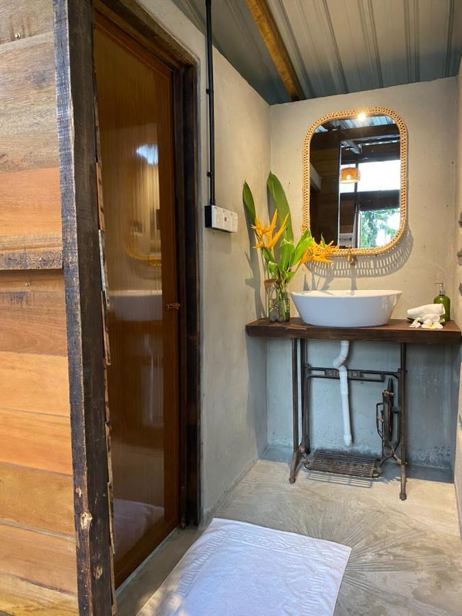 Kebun Lisdtari Farmstay Air Hangat Luaran gambar